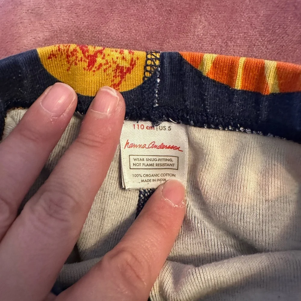 Hanna Andersson Kids Space-Themed Pajamas - Picture 3 of 4